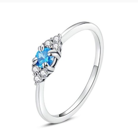 Sterling Silver Promise Ring Simulated Blue Topaz Cubic Zirconia Size 6.75 - Picture 2 of 16
